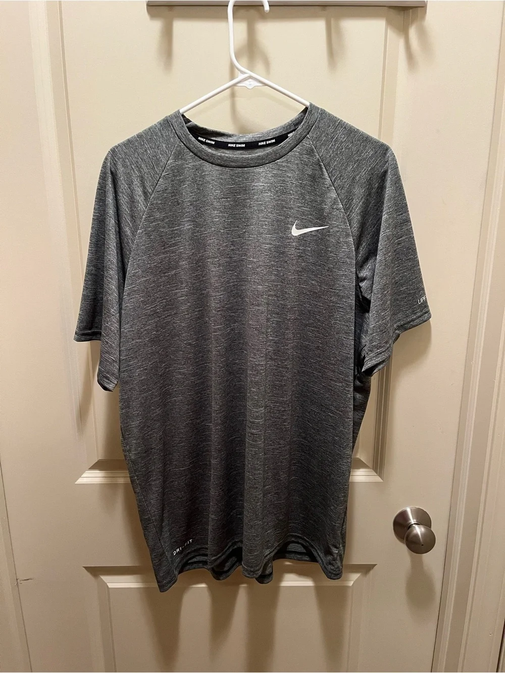 Nike Men’s Gray Heather Dri-FIT Short Sleeve Tee